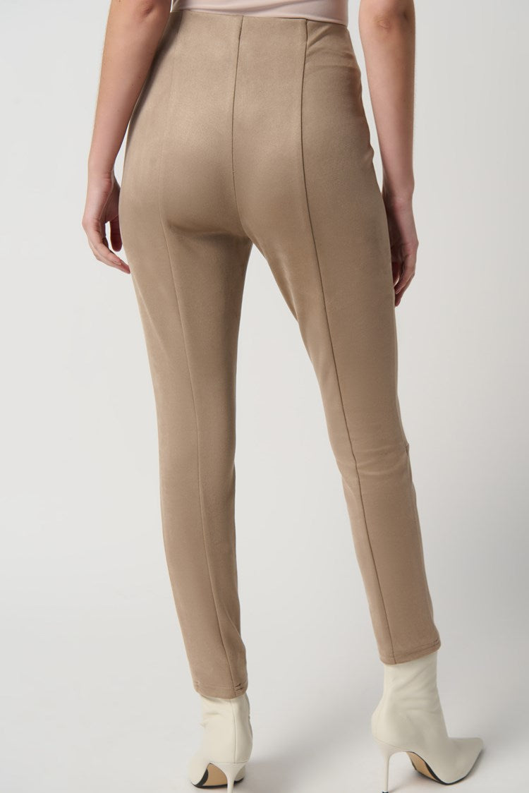 Pantalon Leggings en daim scuba avec découpes aux genoux/Joseph Ribkoff