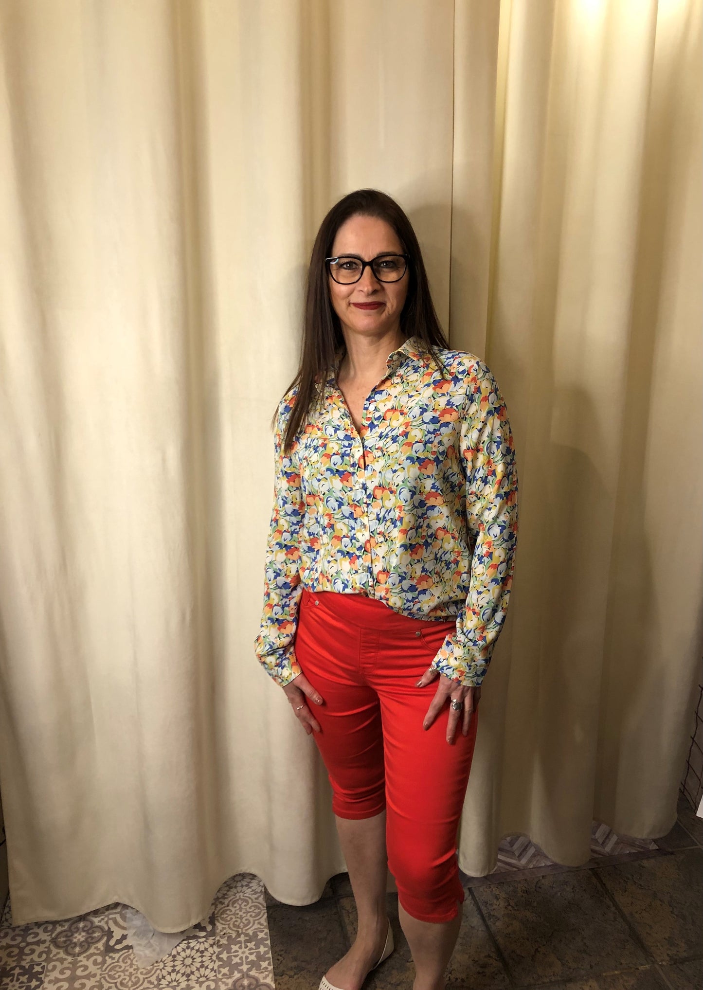 Capri hibiscus / Lois