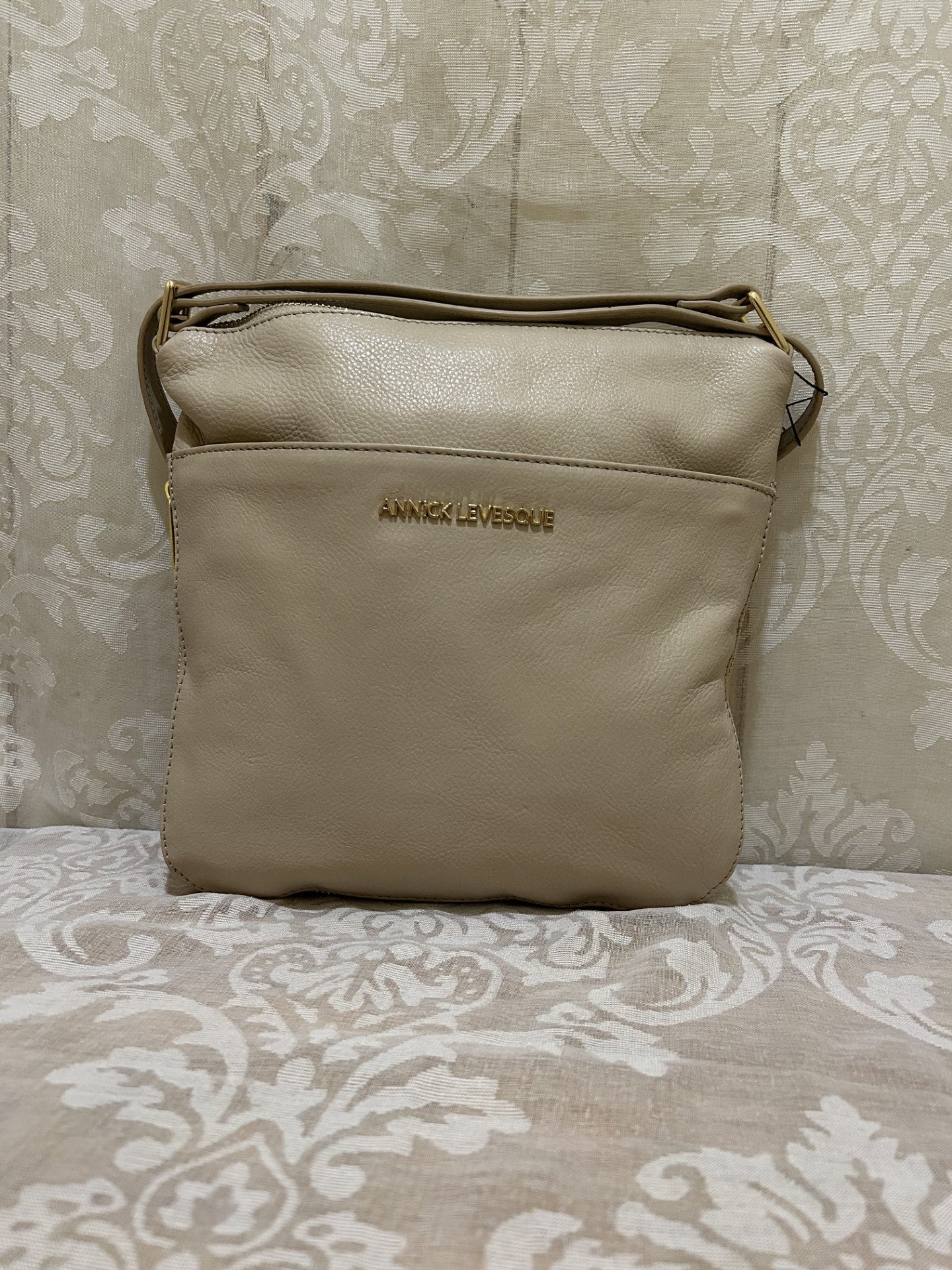 sac à main josée marine cuir véritable transformable /Annick Lévesque