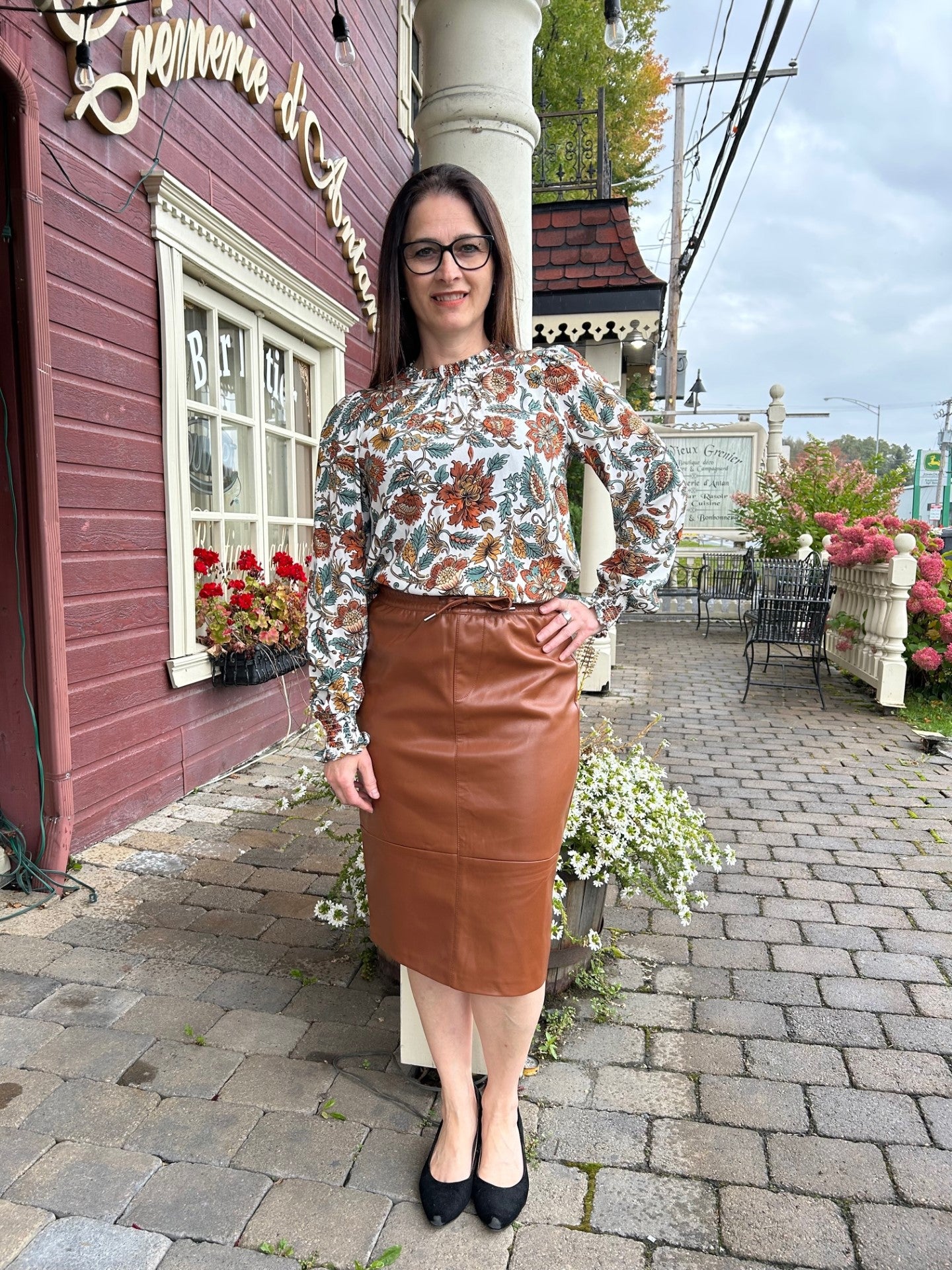 Blouse crème fleurie /Emproved