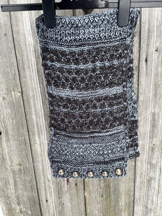 Foulard tricot noir et gris
