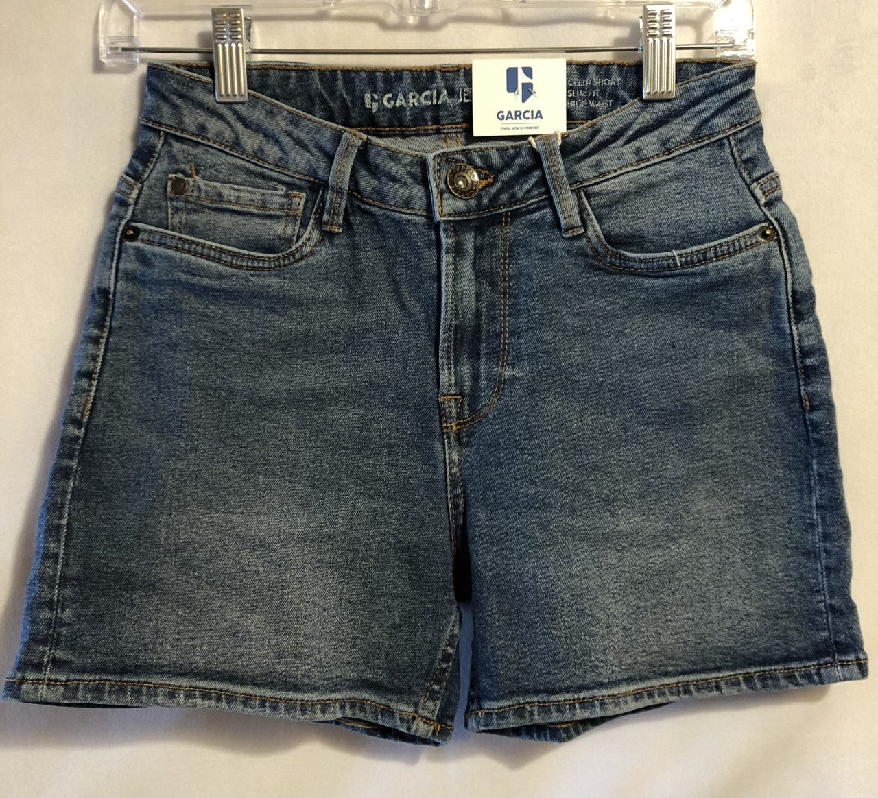 Short jeans bleu délavé / Garcia